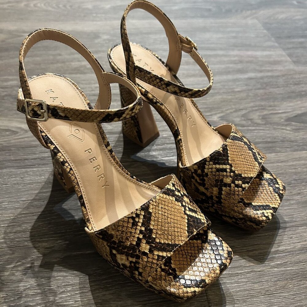 Katy Perry Size 7 37 Square Platform Sandals Snake Print Brown Tan Chunky Heels - Picture 7 of 16